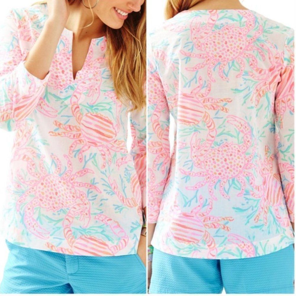 Amelia Island Tunic Top Resort White “Getting Steamy” Crab Print Lilly Pulitzer